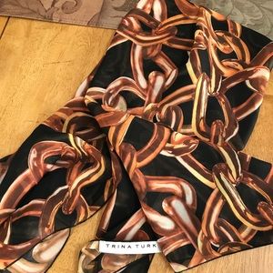 Brand new Trina Turk scarf chain